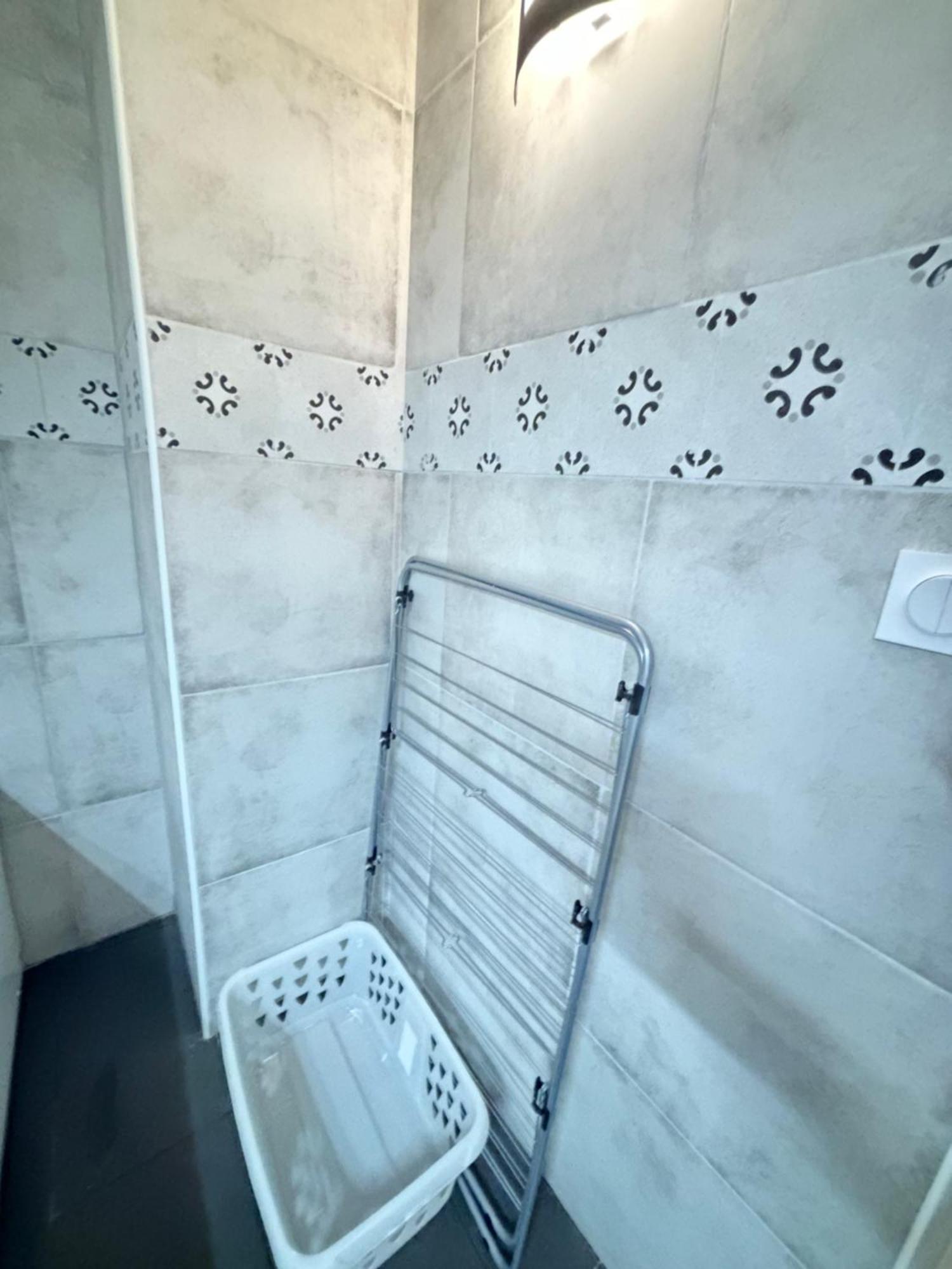 Appartement 6 Personnes - Lit King Size - Balneo - Wifi Le Puy-en-Velay Extérieur photo